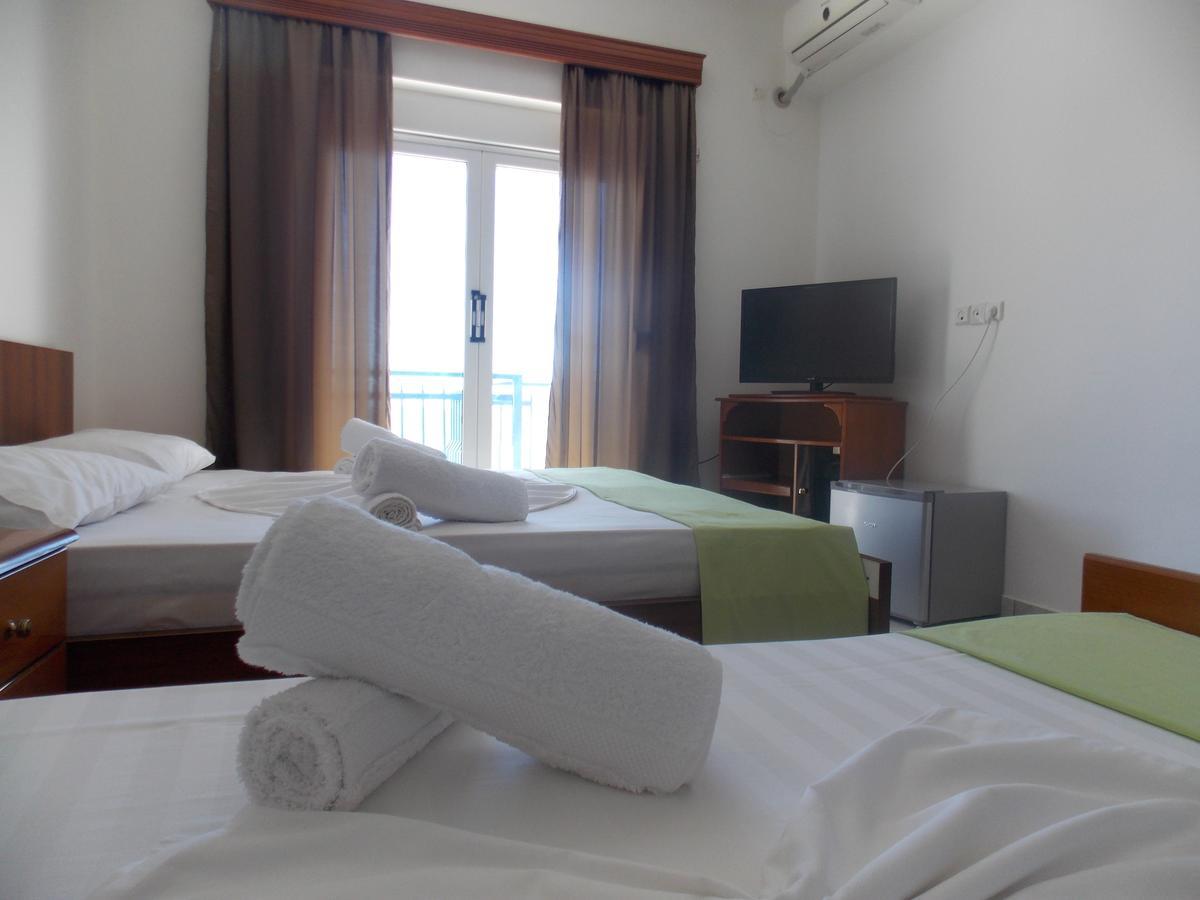 Hotel Dea Sarande Exterior photo