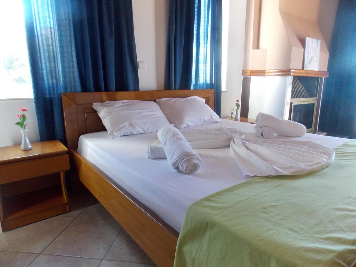 Hotel Dea Sarande Exterior photo