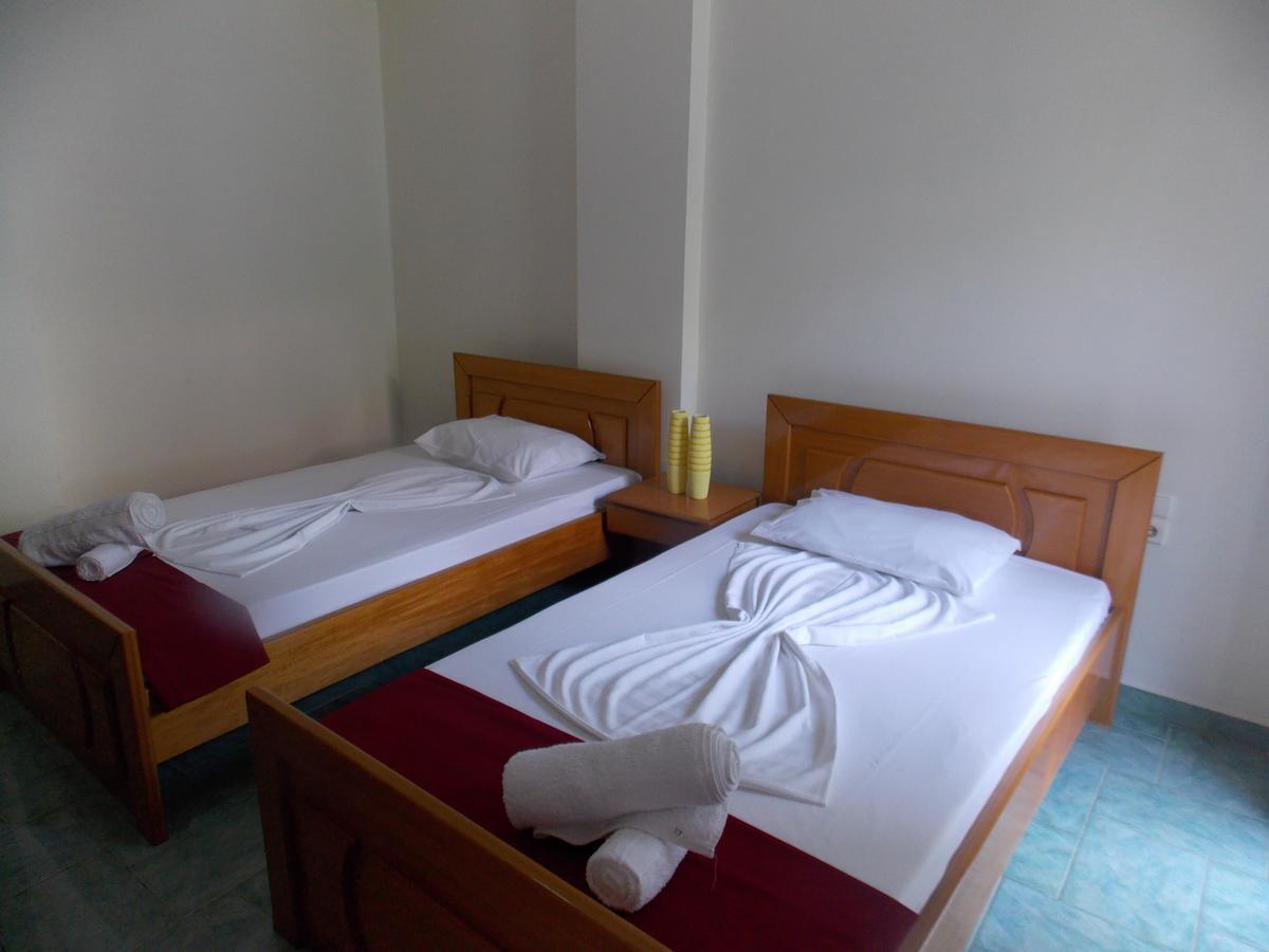 Hotel Dea Sarande Exterior photo
