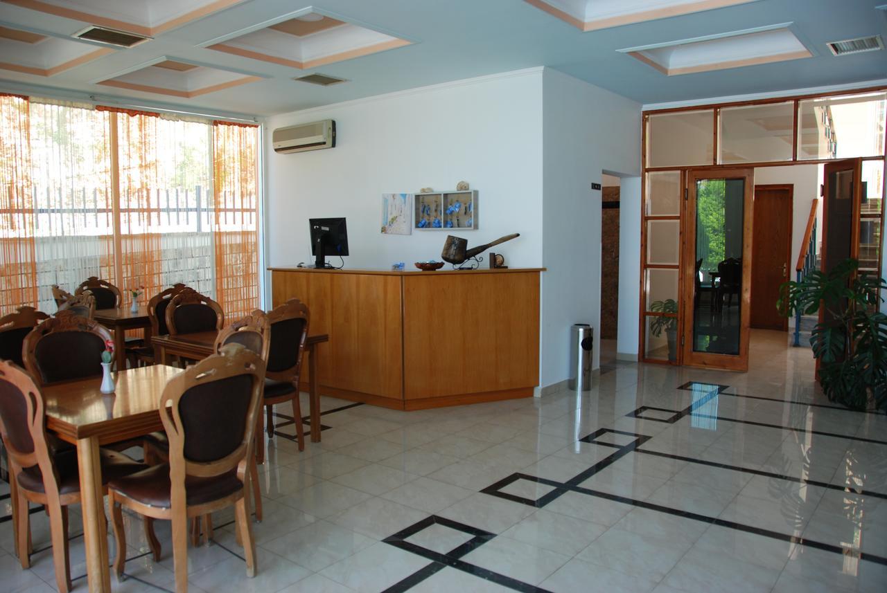 Hotel Dea Sarande Exterior photo